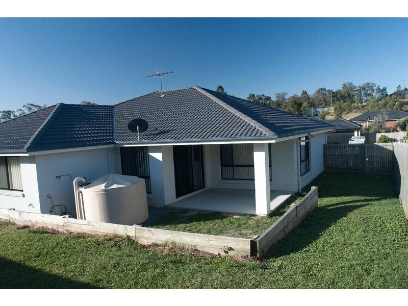 24 Shawnee Crescent, Pimpama QLD 4209