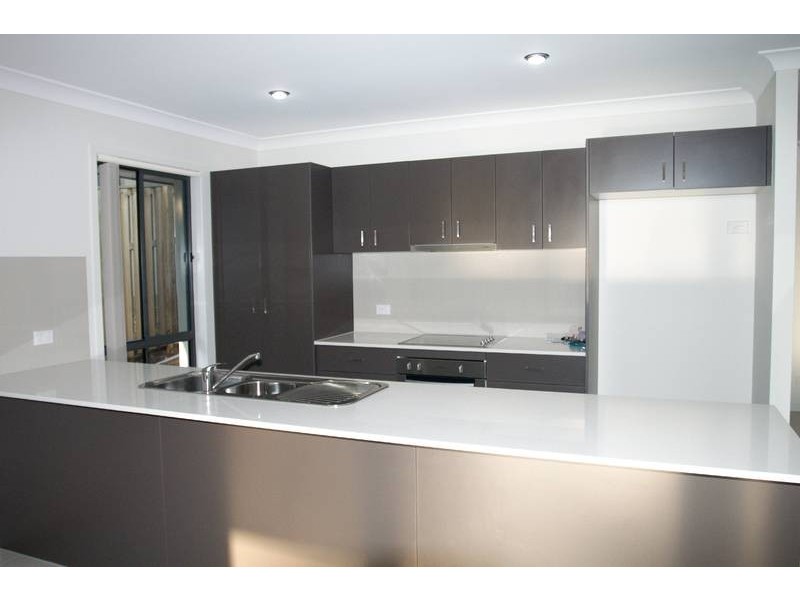 13 Wildflower Circuit, Upper Coomera QLD 4209