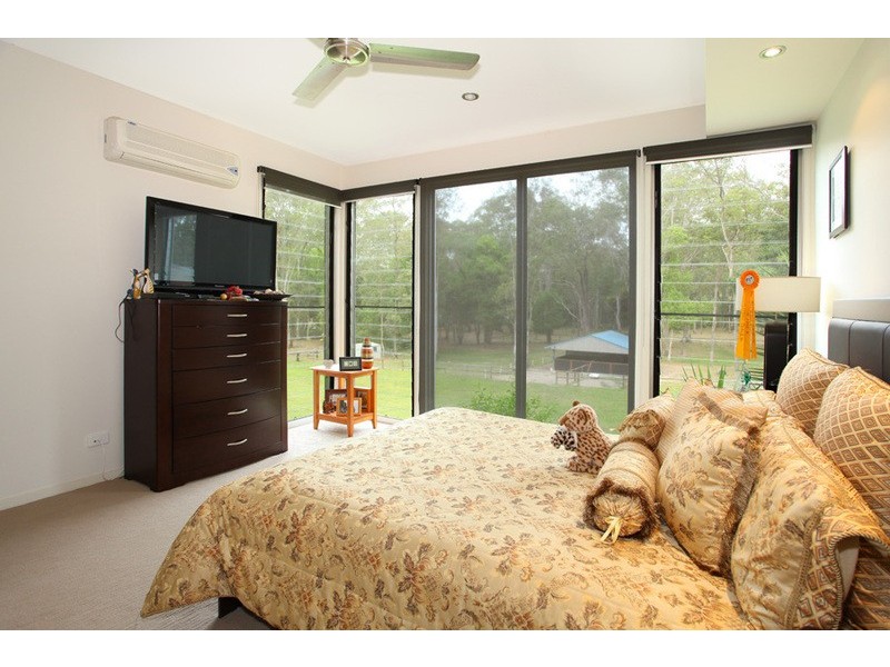 69 Fern Tree Gully, Willow Vale QLD 4209