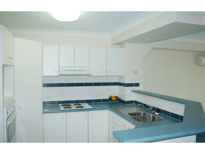 3/18 Discovery Drive, Helensvale QLD 4212