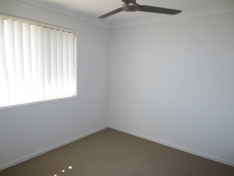 16 Charles Avenue, Pimpama QLD 4209