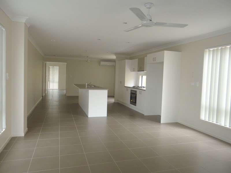 49 Lisa Crescent, Coomera QLD 4209