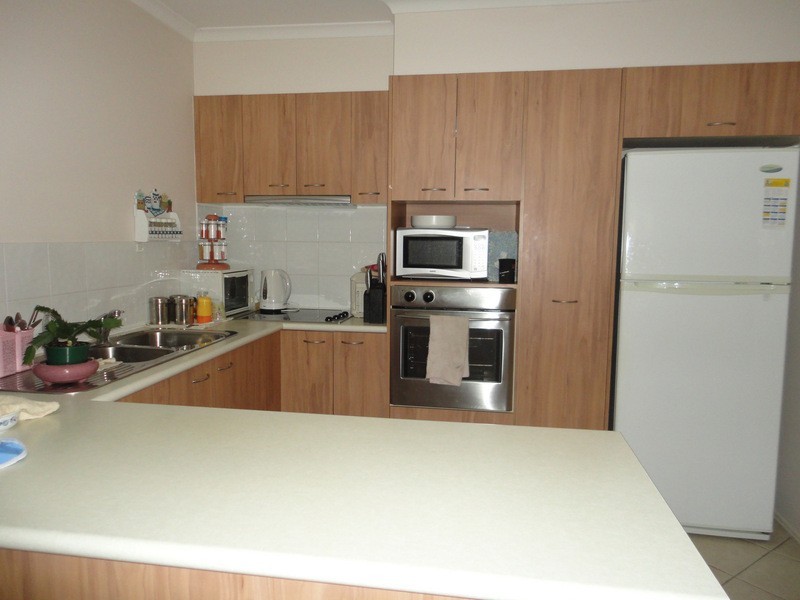 1/80 River Oak  Drive, Helensvale QLD 4212