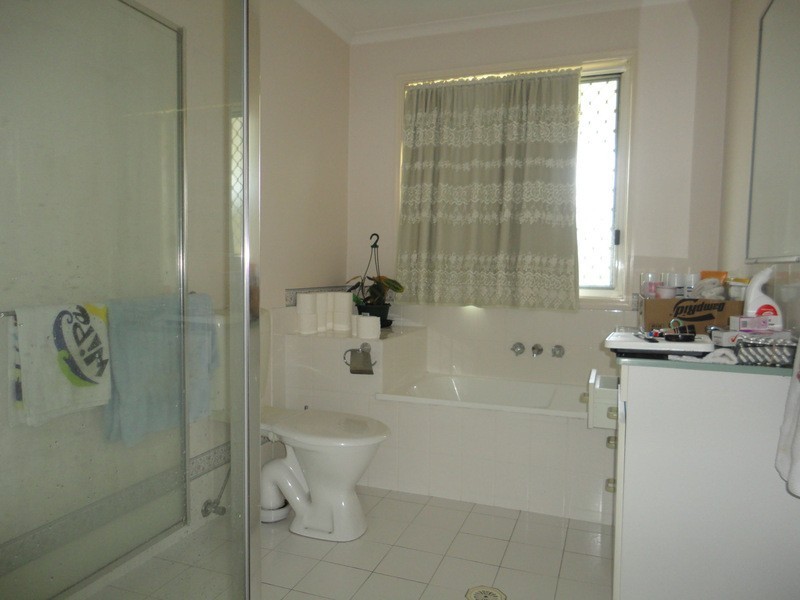 1/80 River Oak  Drive, Helensvale QLD 4212