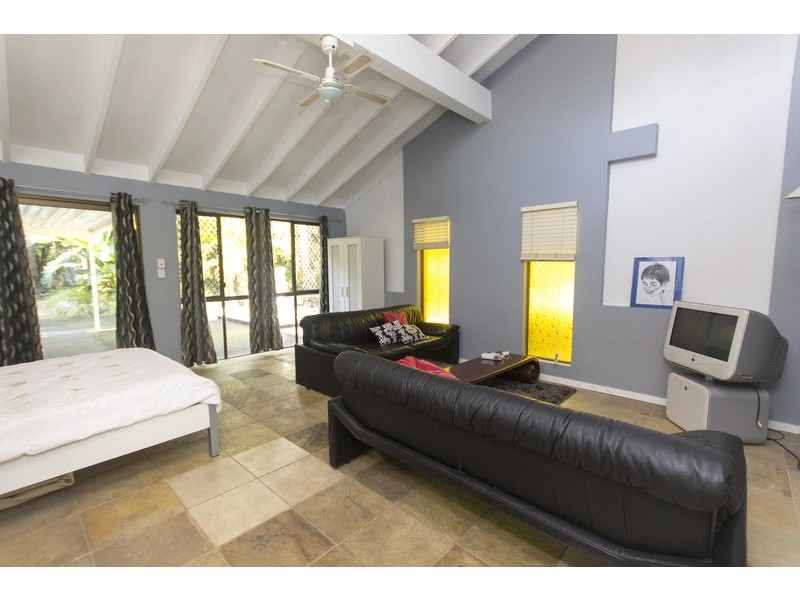 13  Bartlett  Avenue, Nerang QLD 4211