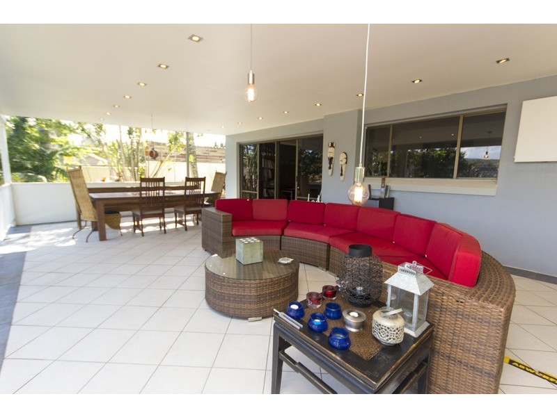 13  Bartlett  Avenue, Nerang QLD 4211