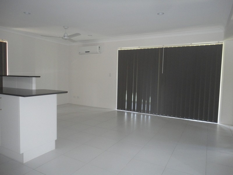 27 Cumulus Circuit, Coomera QLD 4209