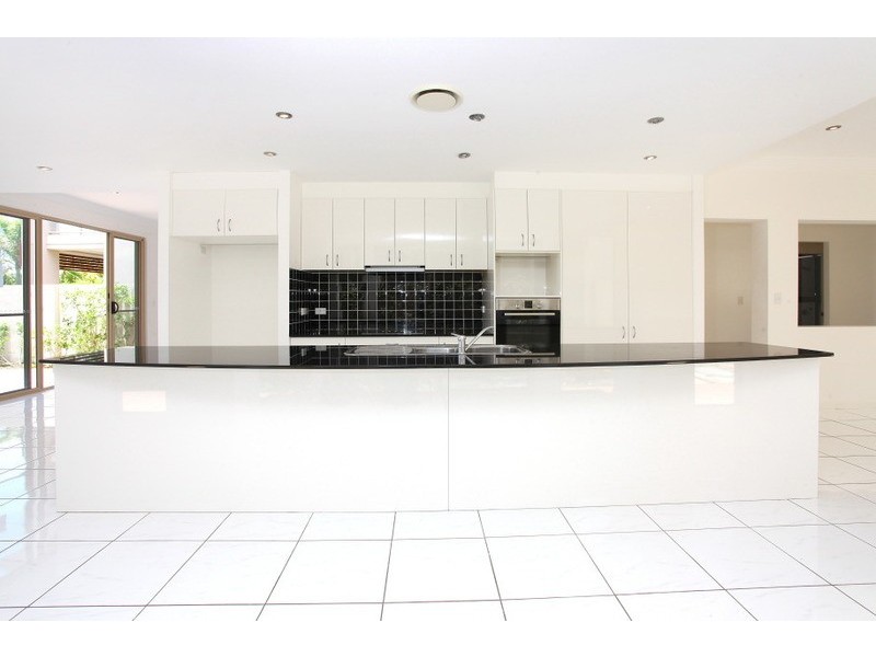 8 Brindabella Close, Coomera Waters QLD 4209