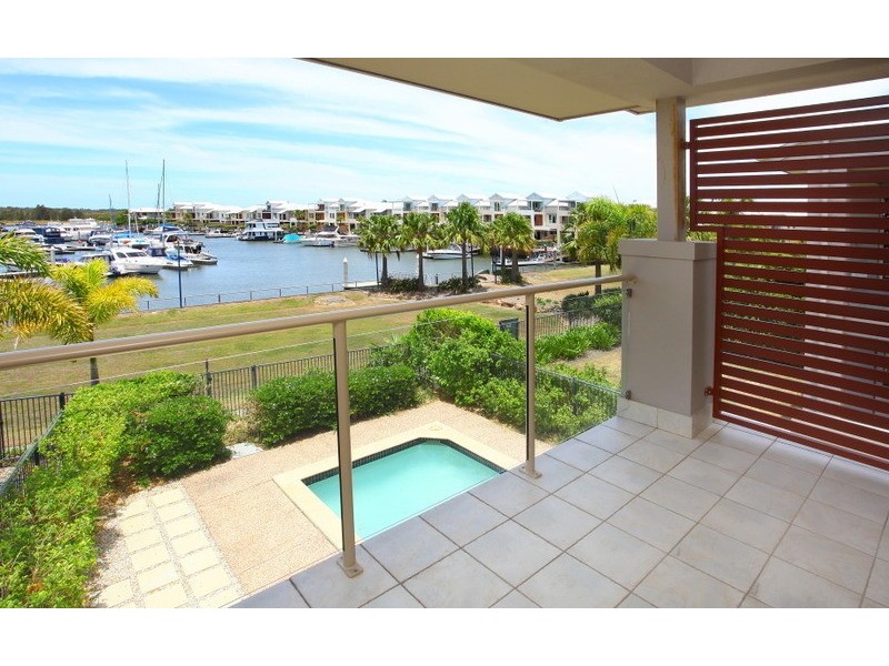 8 Brindabella Close, Coomera Waters QLD 4209