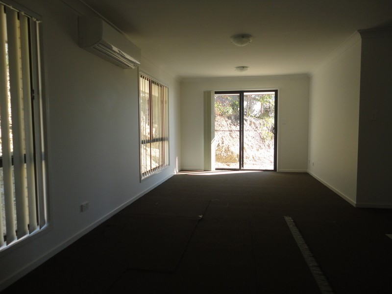 37 Winchester Crescent, Pimpama QLD 4209