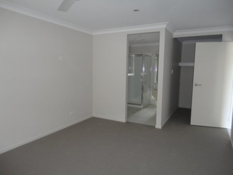 7 Olivia Close, Coomera QLD 4209