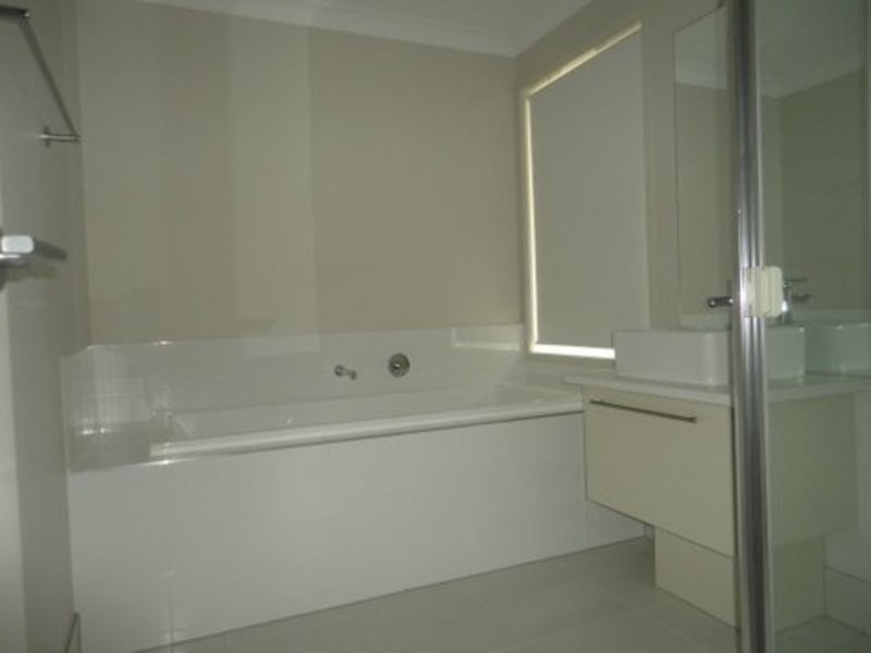 7 Olivia Close, Coomera QLD 4209