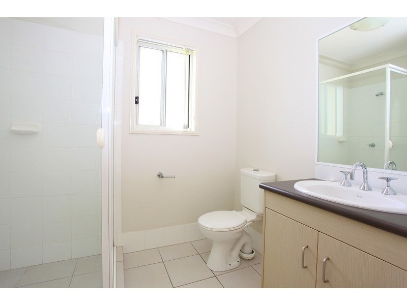 2/34 Penneshaw Crescent, Ormeau QLD 4208