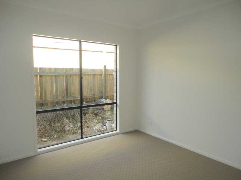 13 Waterhouse Drive, Willow Vale QLD 4209