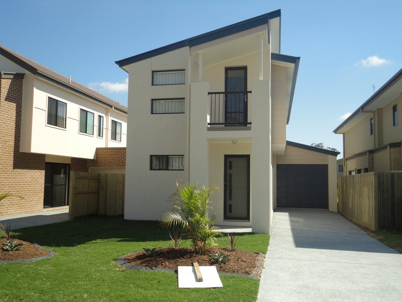 52 Lisa Crescent, Coomera QLD 4209
