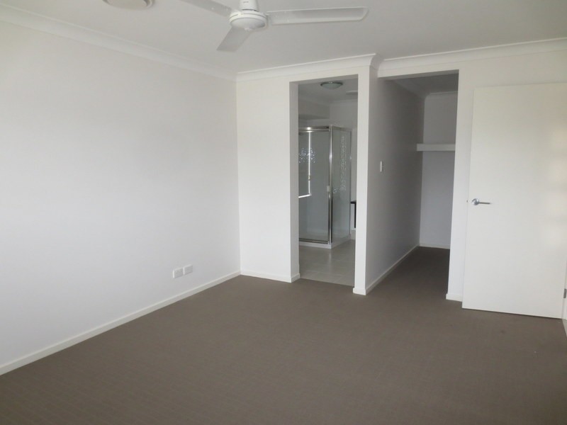 37 Banks Drive, Ormeau QLD 4208