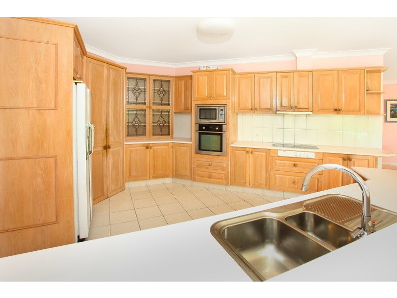 4 Oregon Way, Oxenford QLD 4210