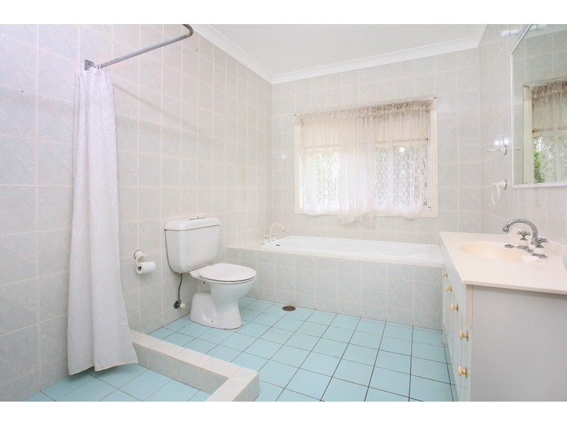 4 Oregon Way, Oxenford QLD 4210