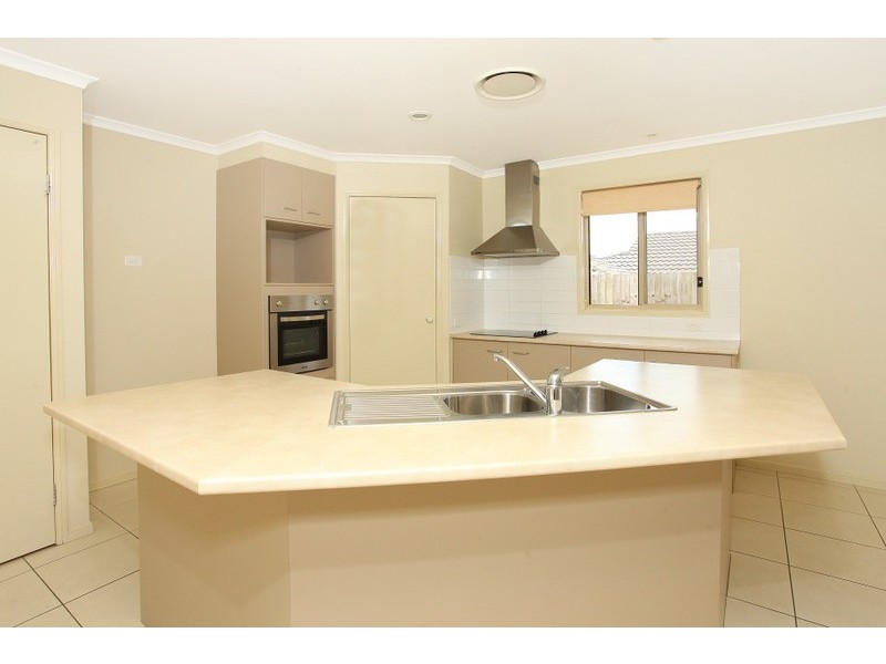 14 Currawong Crescent, Upper Coomera QLD 4209