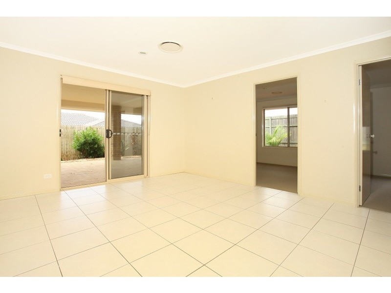 14 Currawong Crescent, Upper Coomera QLD 4209