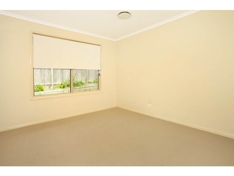 14 Currawong Crescent, Upper Coomera QLD 4209