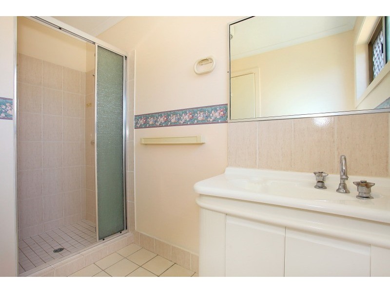 2/4 Fonda Place, Oxenford QLD 4210