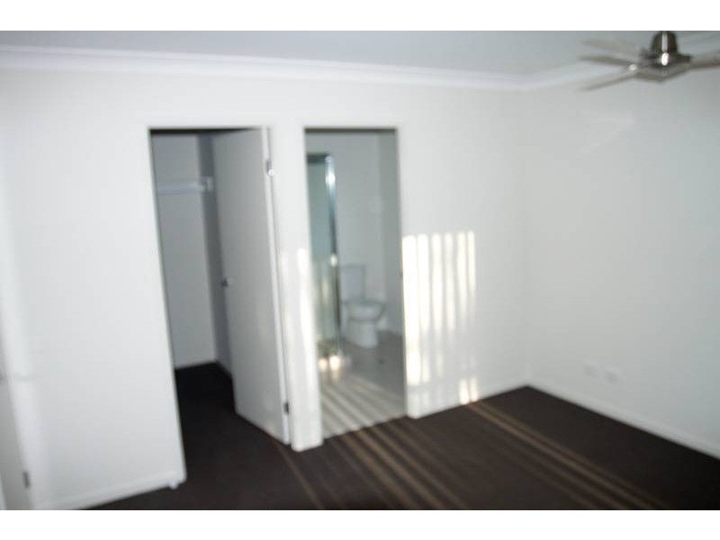 13 Wildflower Circuit, Upper Coomera QLD 4209
