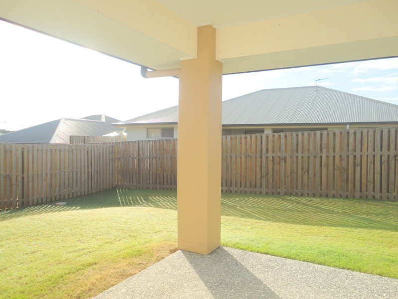 23 Azure Way, Coomera QLD 4209