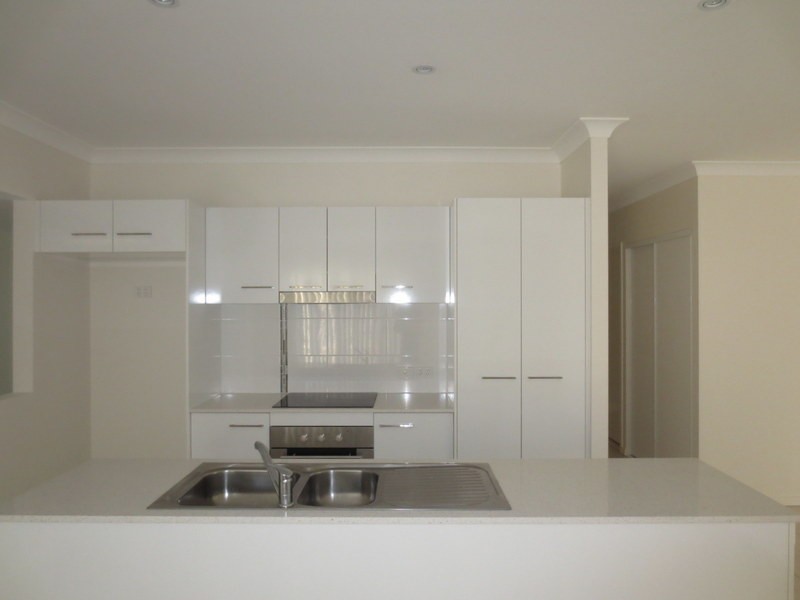 1/15 Chrome Drive, Pimpama QLD 4209
