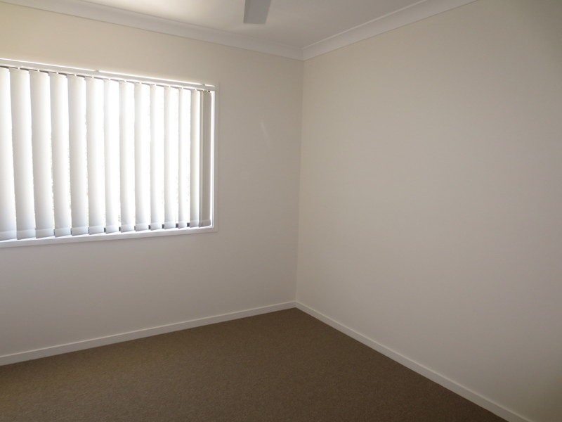 1/15 Chrome Drive, Pimpama QLD 4209