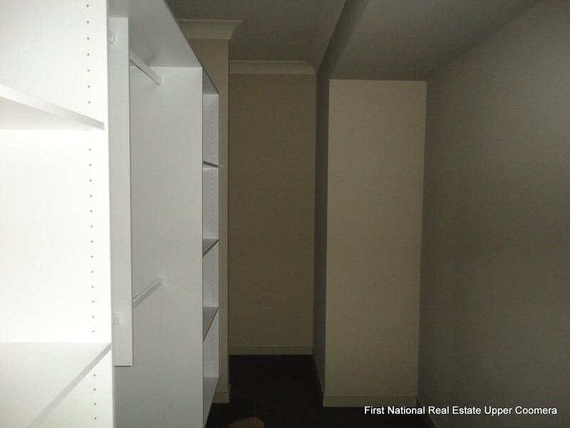 8 Stoney Creek Circuit, Ormeau QLD 4208