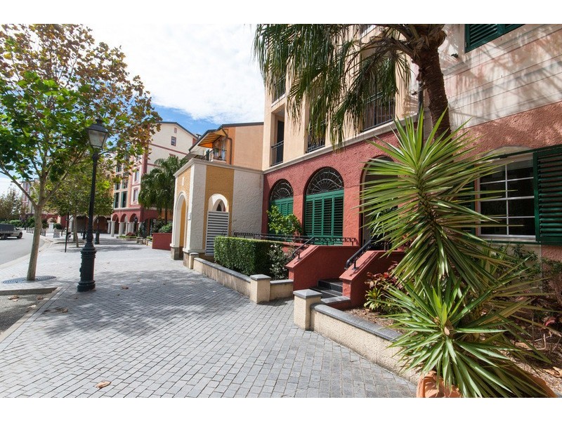 5/3208 Central Avenue, Carrara QLD 4211
