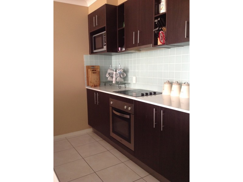 1/22 Bluetail Crescent, Upper Coomera QLD 4209