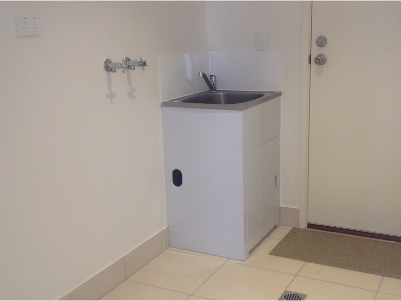 1/17 Chrome Drive, Pimpama QLD 4209