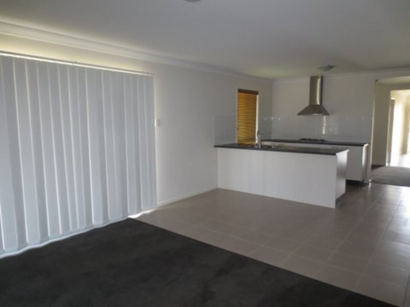 3  Carnarvon Street, Pimpama QLD 4209