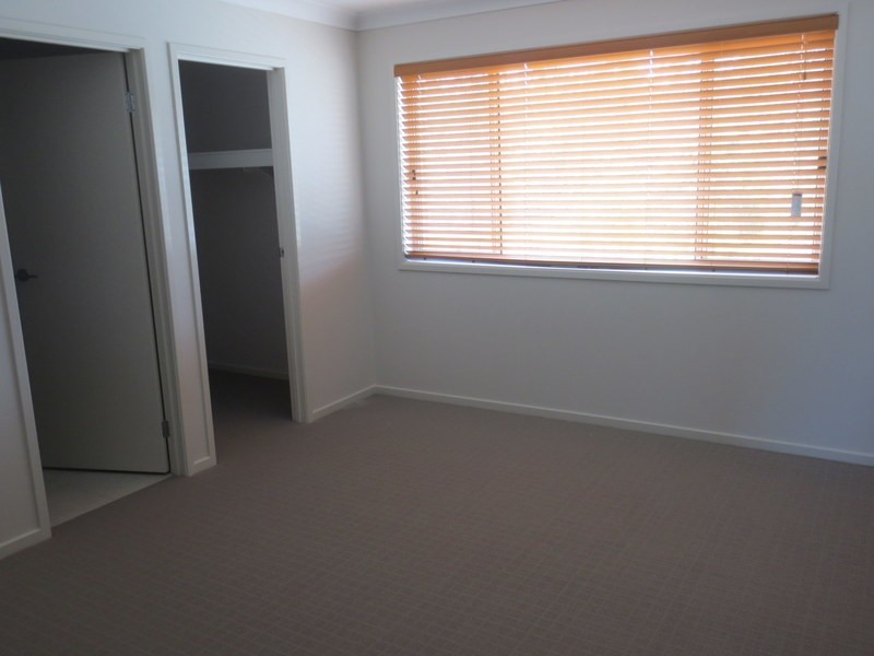 1/3  Christine Drive, Coomera QLD 4209