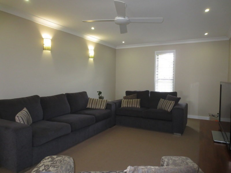 19 Wendy Court, Upper Coomera QLD 4209