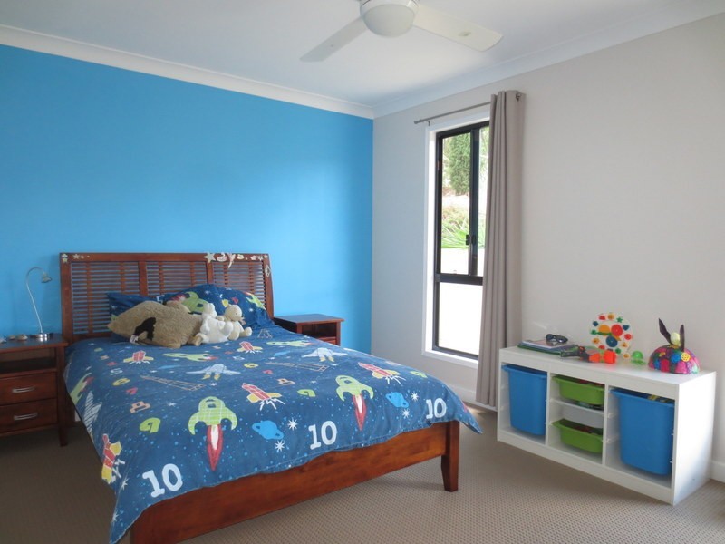 19 Wendy Court, Upper Coomera QLD 4209