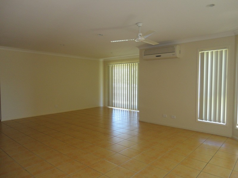 1/23 Merton Drive, Upper Coomera QLD 4209