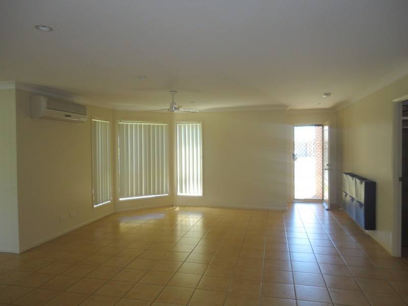 1/23 Merton Drive, Upper Coomera QLD 4209