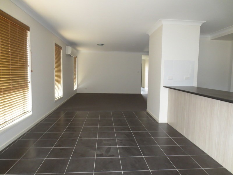 61 Beaumont Drive, Pimpama QLD 4209