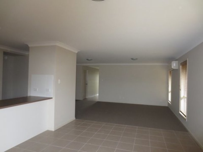 28 Sienna Crescent, Pimpama QLD 4209