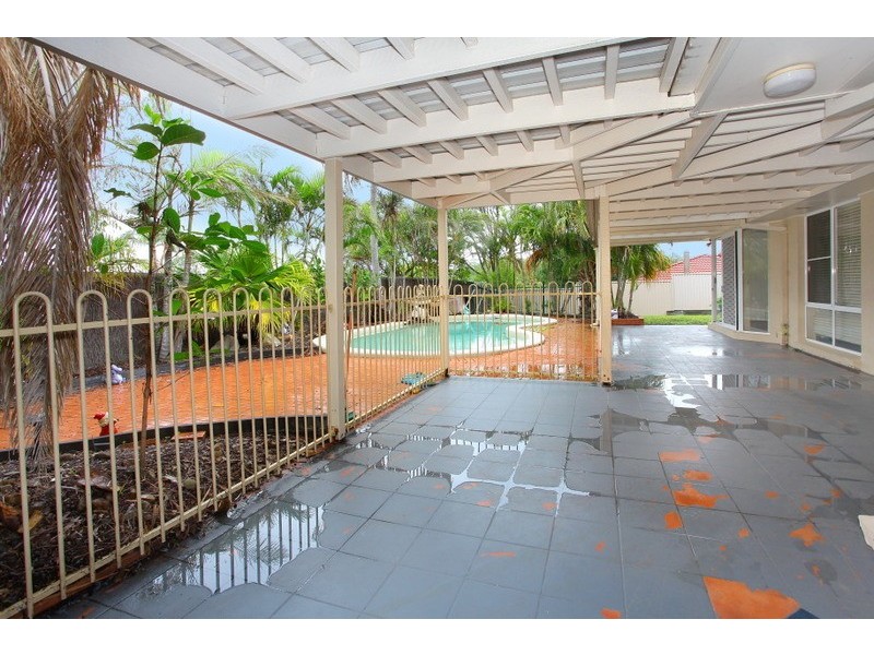 31 Monterey Keys Drive, Helensvale QLD 4212