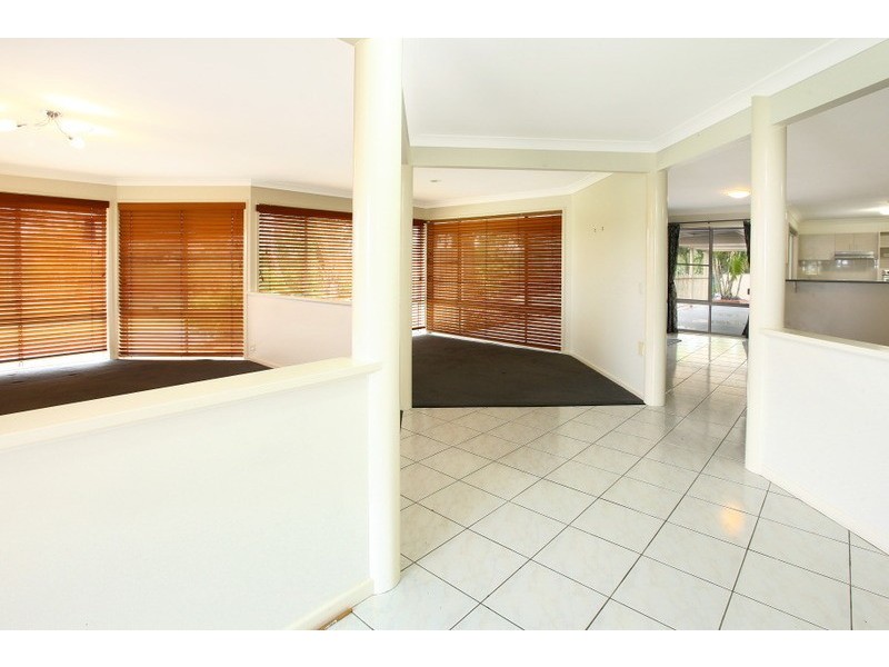 31 Monterey Keys Drive, Helensvale QLD 4212