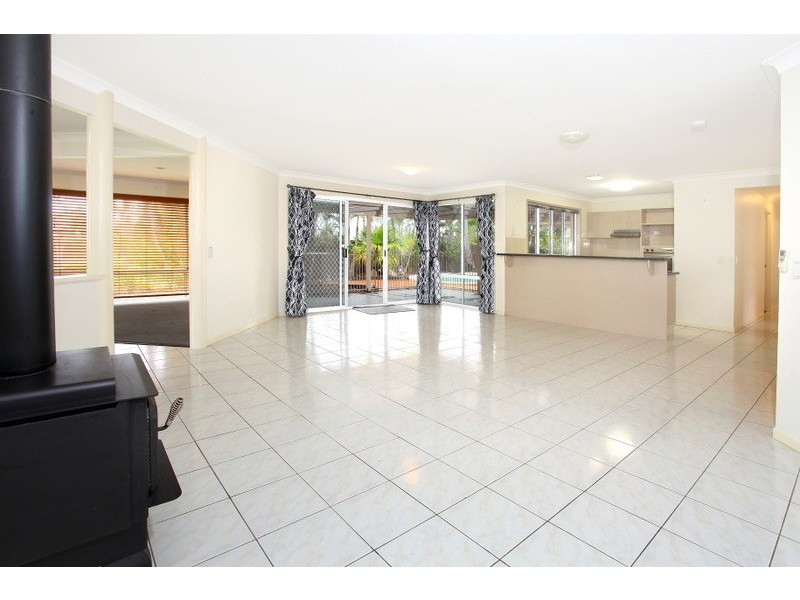 31 Monterey Keys Drive, Helensvale QLD 4212