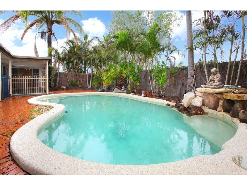 31 Monterey Keys Drive, Helensvale QLD 4212