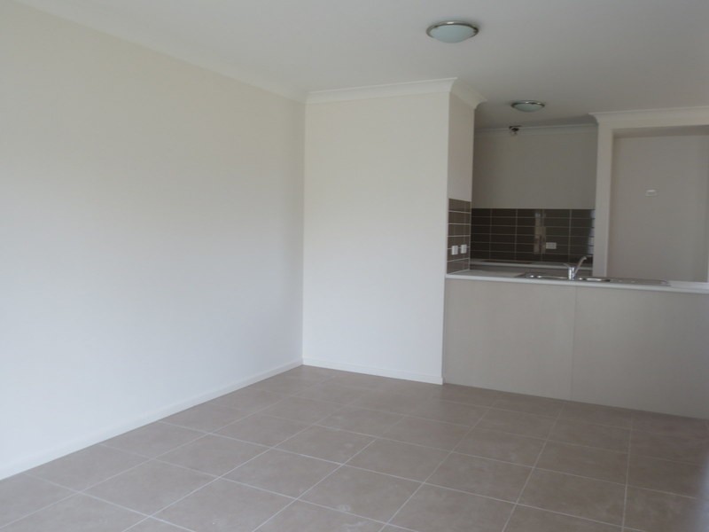 1/24 Christine Drive, Coomera QLD 4209