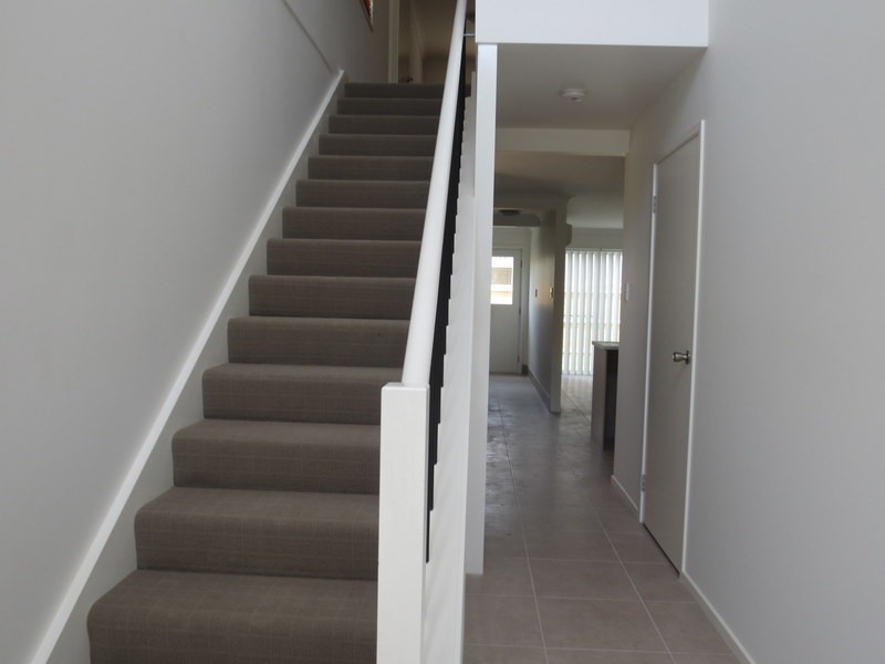 1/24 Christine Drive, Coomera QLD 4209