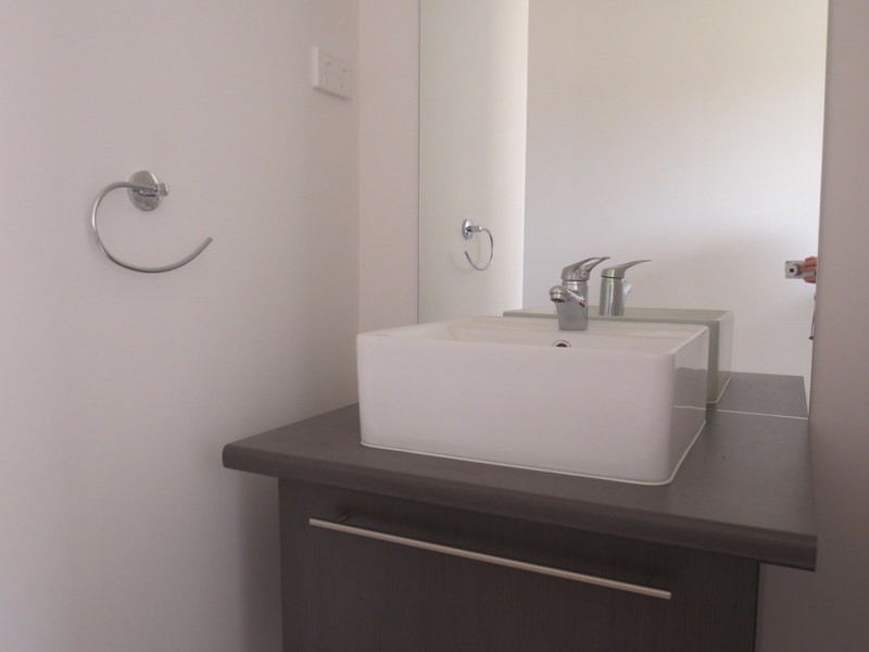 1/24 Christine Drive, Coomera QLD 4209
