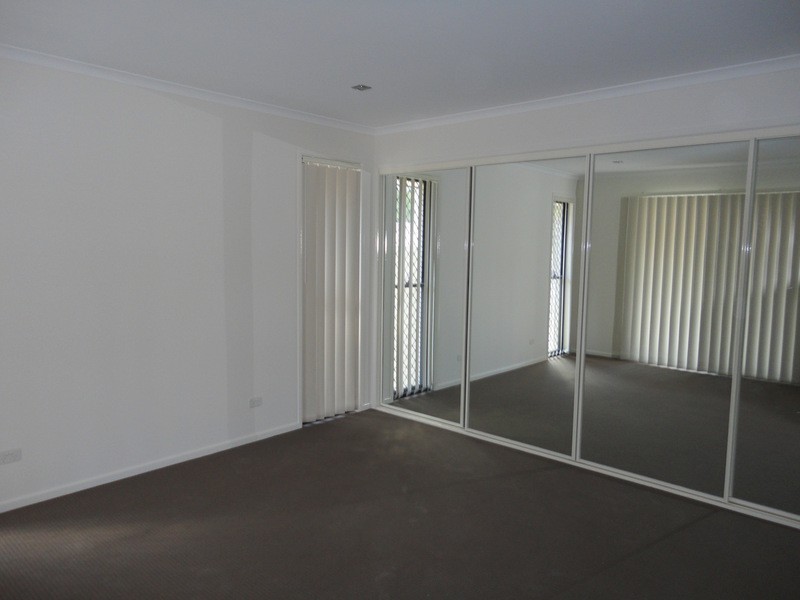 8  Wildflower Circuit, Upper Coomera QLD 4209